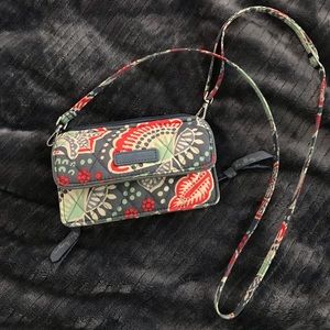 VERA BRADLEY small crossbody bag